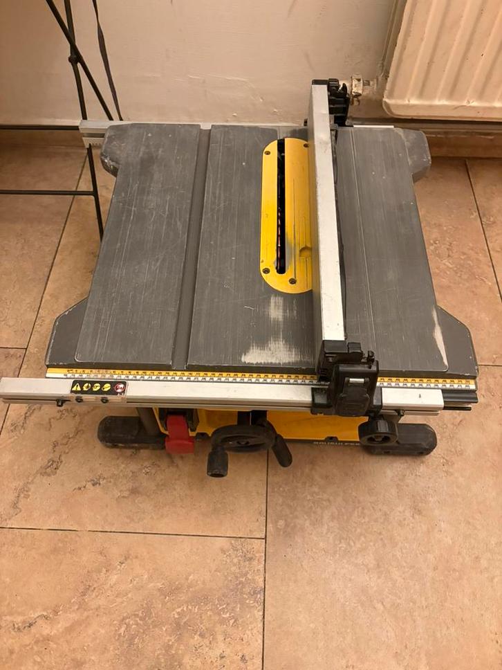 Dewalt DCS7485, Bricolage & Construction, Outillage | Scies mécaniques, Utilisé, Autres types, 1200 watts ou plus, 70 mm ou plus