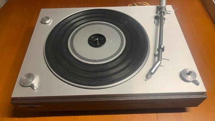 Bang&Olufsen beogram 1800, TV, Hi-fi & Vidéo, Tourne-disques, Comme neuf, Tourne-disque, Enlèvement