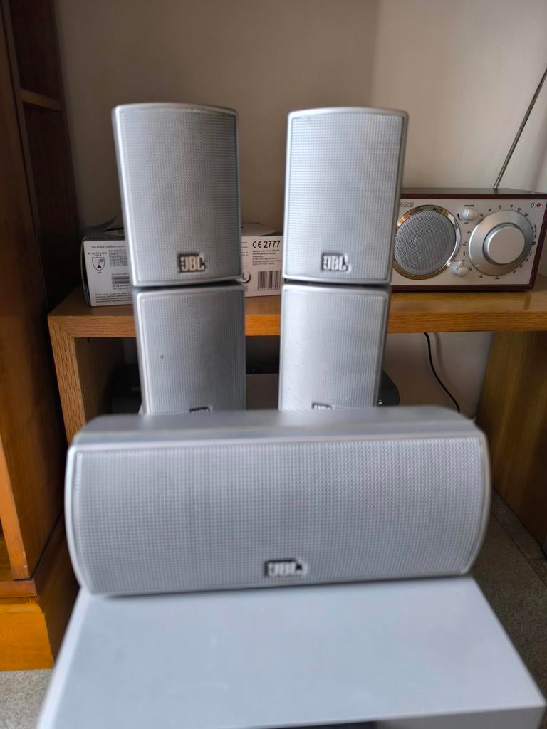 JBL & KENWOOD - Set surround 5.1, Ensemble surround complet, JBL, 60 à 120 watts, Comme neuf