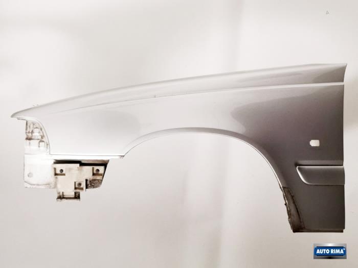 Scherm links-voor van een Volvo V70 (426), Gebruikt, -, -, Ophalen of Verzenden