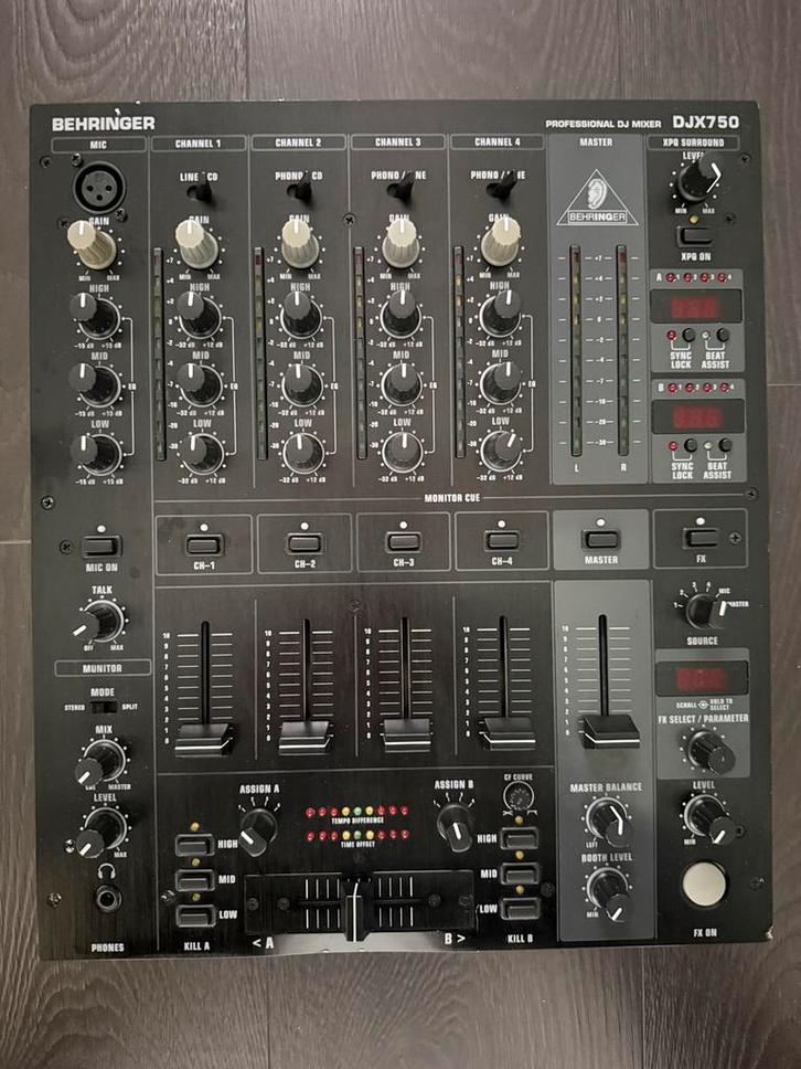 Professional DJ mixer DJX750, Muziek en Instrumenten, Mengpanelen, Gebruikt, Minder dan 5 kanalen, Microfooningang, Ophalen