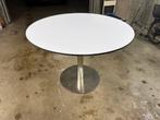 Ronde tafel met inox onderstel, Ophalen, Zo goed als nieuw
