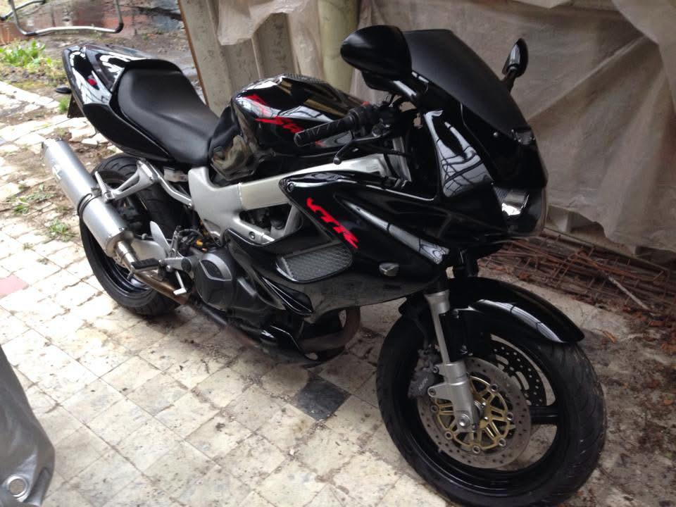 VTR1000F Firestorm, 2 cilinders, Sportuitlaat, Gebruikt, Meer dan 35 kW