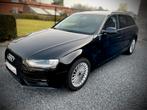 Audi A4 Rs grill/S-Line, Autos, Audi, Euro 5, Boîte manuelle, A4, Noir