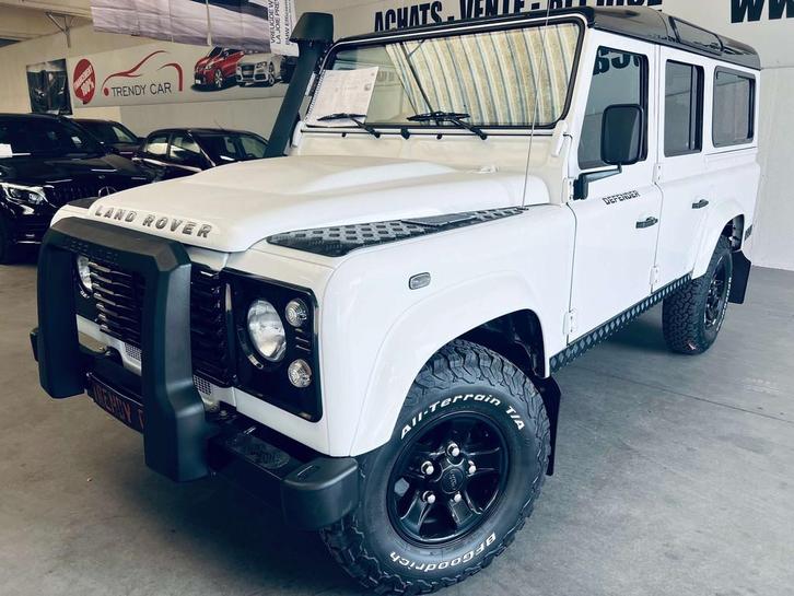 Land Rover Defender 110 2.2 Turbo D SE STATION WAGON+6PL+FUL, Autos, Land Rover, Entreprise, Achat, 4x4, Alarme, Verrouillage central