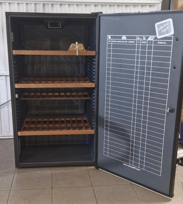 Wijnkoelkast Climadiff cv183, Elektronische apparatuur, Koelkasten en IJskasten, Gebruikt, Zonder vriesvak, 120 tot 140 cm, 60 cm of meer