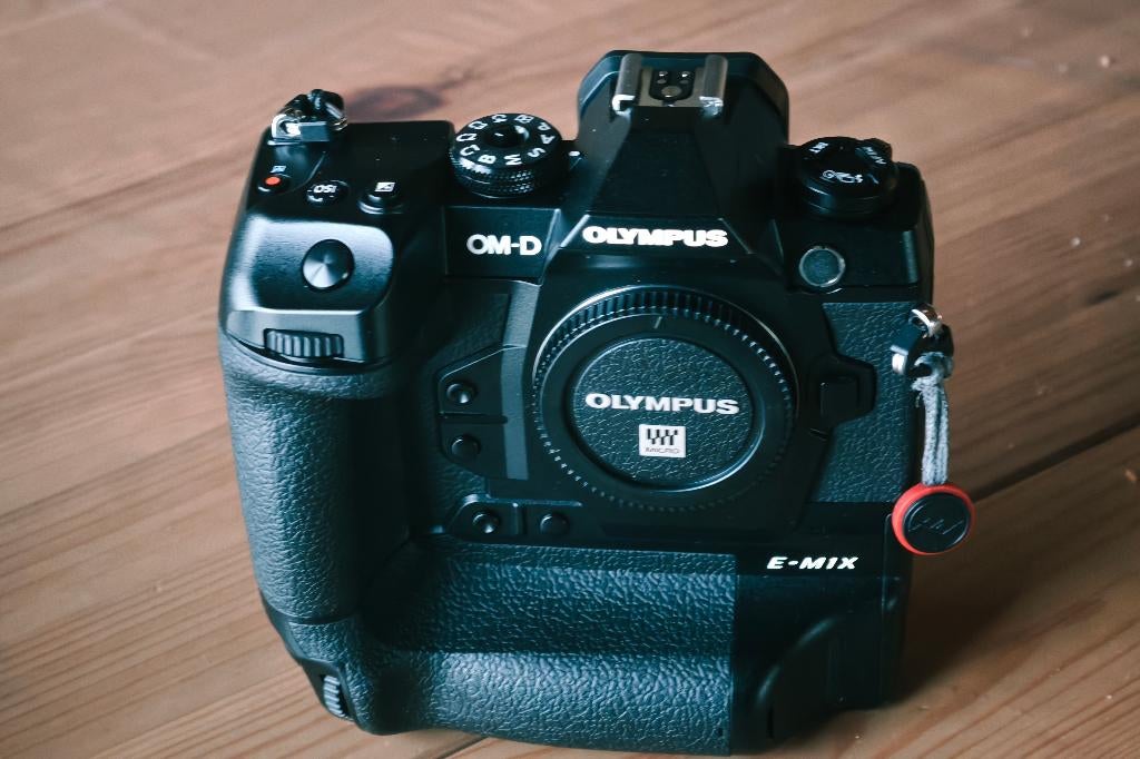Olympus OM-D E-M1X, Enlèvement ou Envoi, Comme neuf, Olympus