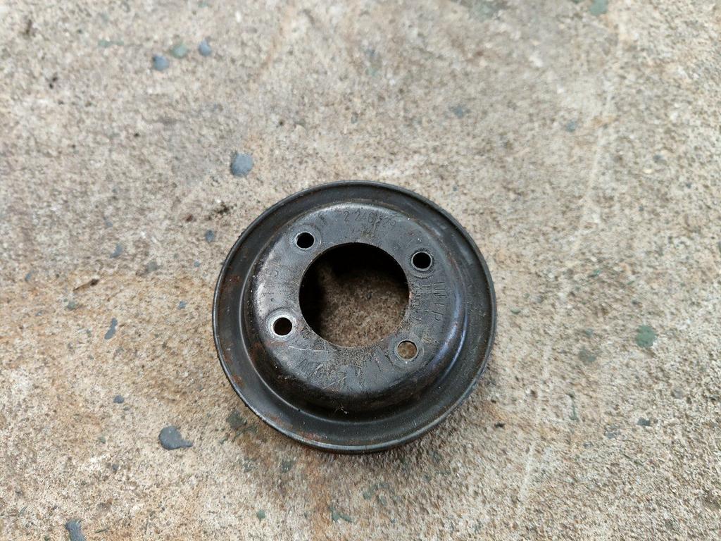 Poelie waterpomp metaal diverse BMW diesel modellen E36 E39, -, Utilisé, -, Enlèvement ou Envoi