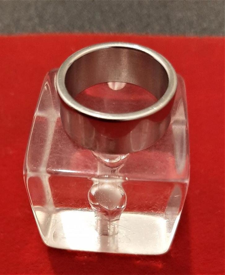 Te koop: Mooie verzilverde ring., Bijoux, Sacs & Beauté, Bagues, Comme neuf, Femme ou Homme, Argent, Argent, Enlèvement