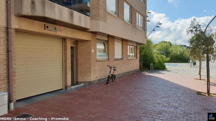 Staanplaats te KOOP (ref. 3688141), Immo, Garages en Parkeerplaatsen, Provincie West-Vlaanderen