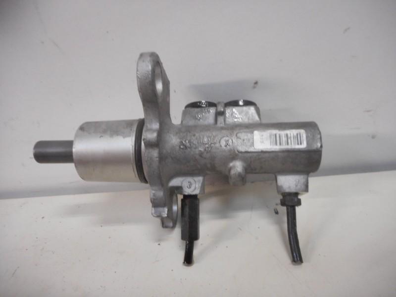 HOOFDREMCILINDER Audi A6 (C5) (01-1997/01-2005) (altur2485), Auto-onderdelen, Remmen en Aandrijving, Audi, Gebruikt