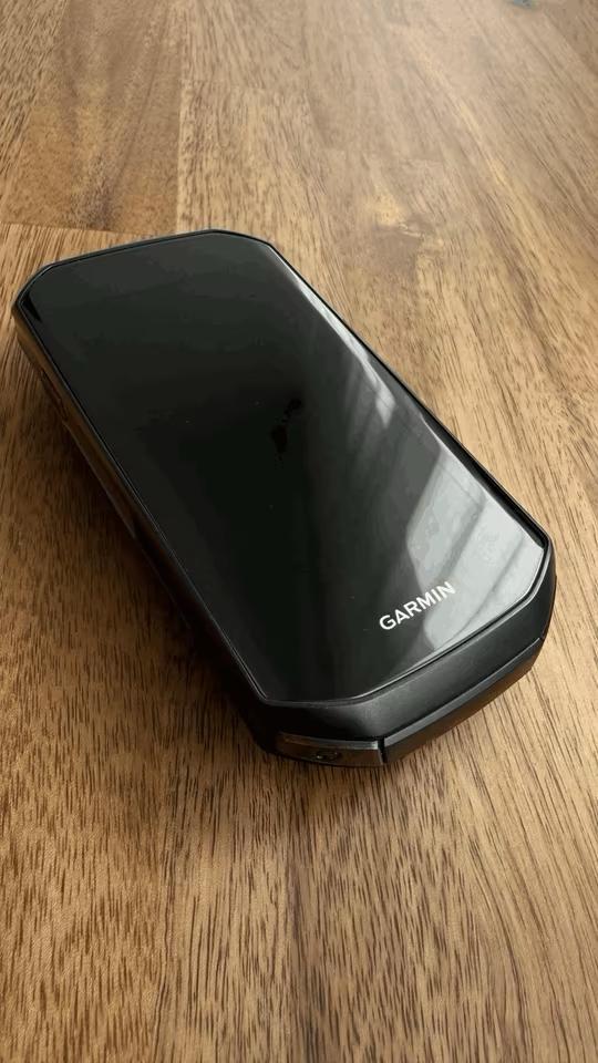 Garmin edge 1050 avec garantie et accessoires, Vélos & Vélomoteurs, Accessoires vélo | Compteurs de vélo, Comme neuf, Envoi