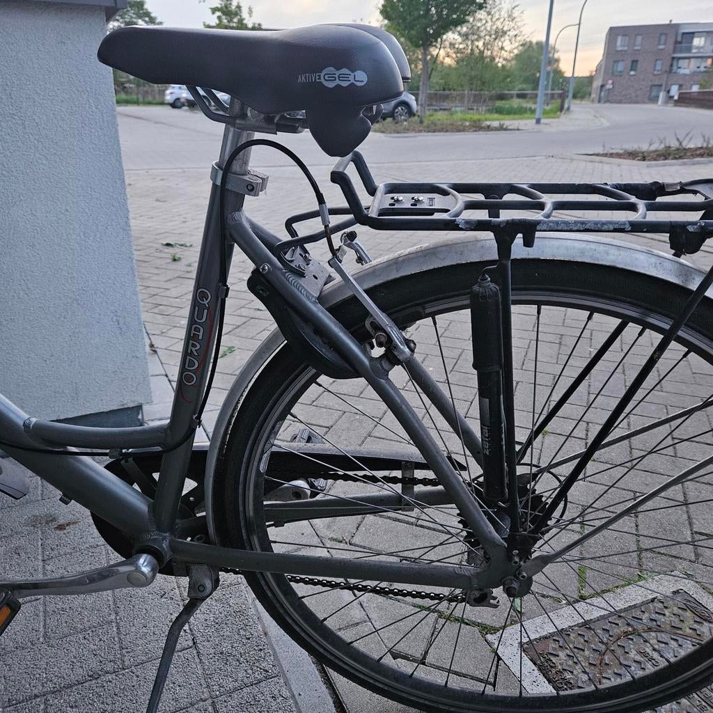 Propere damesfiets, zo goed als nieuw!, Enlèvement