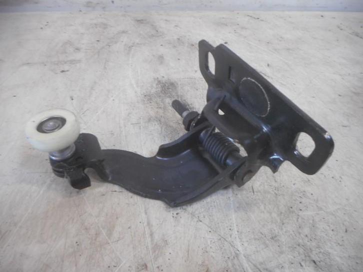 CHARNIERE DE PORTE ARRIÈRE DROITE SUPERIEUR B-Max (JK8), Autos : Pièces & Accessoires, Autres pièces automobiles, Ford, Utilisé