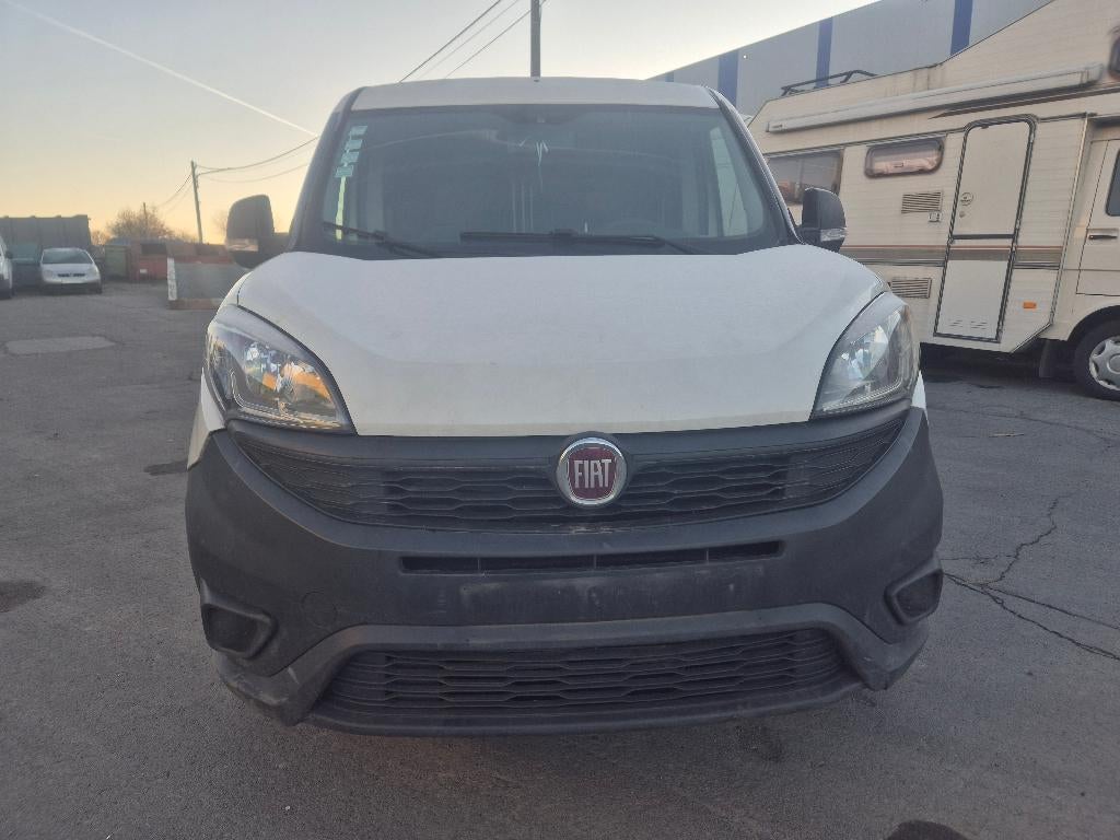 Fiat Doblo 1.3 Diesel Problème Moteur, Auto's, Fiat, Euro 5, Doblo, Bedrijf, Te koop