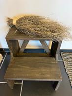 Hoffz decoratie, trap en krukje, Huis en Inrichting, Ophalen, Zo goed als nieuw