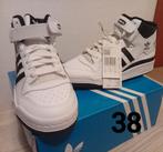 Belles baskets Adidas pour enfants ORIGINALES !, Enfants & Bébés, Vêtements enfant | Chaussures & Chaussettes, Neuf, Adidas, Garçon ou Fille