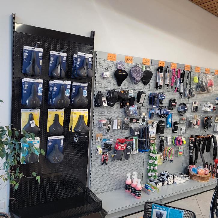 Winkelrekken geperforeerd, Zakelijke goederen, Kantoor en Winkelinrichting | Magazijn, Stelling en Opslag, Ophalen