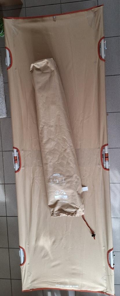 Veldbed Decathlon, Caravans en Kamperen, Tentaccessoires, Ophalen, Zo goed als nieuw