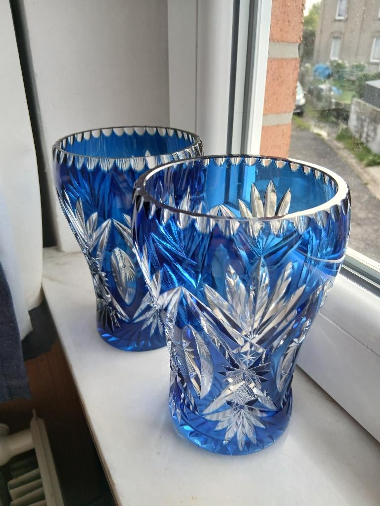 2 vase bleu colbat raisin de leon ledru val saint lambert, Antiquités & Art, Antiquités | Verre & Cristal, Enlèvement ou Envoi