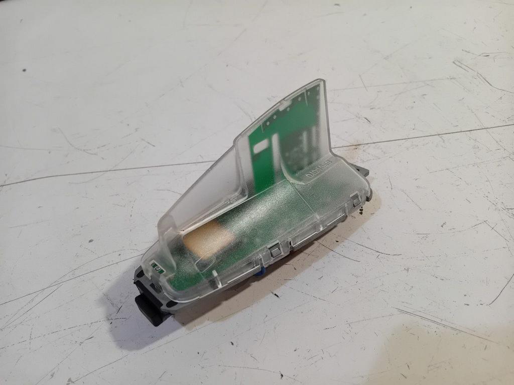 Antenne BMW 5 serie, Enlèvement ou Envoi, Van der Ven Autorecycling B.V., Onderdelen@venauto.nl, Ettenseweg 76, 4706 PB Roosendaal, The Netherlands