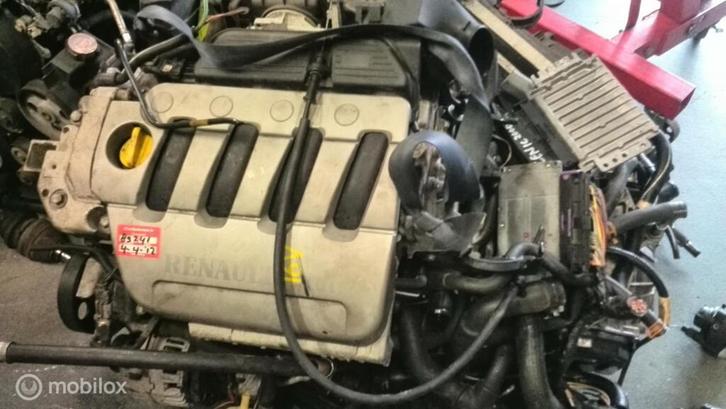 Motor 1 fwd, k4m700, Renault Scenic I ('99-'03), Autos : Pièces & Accessoires, Moteurs & Accessoires, Renault, Utilisé, Enlèvement ou Envoi