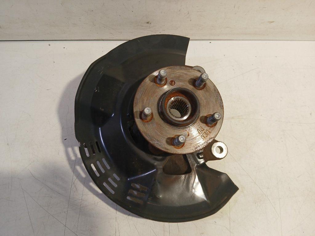 Wielnaaf rechts voor Toyota Prius, Onderdelen@venauto.nl, Van der Ven Autorecycling B.V., Ettenseweg 76, 4706 PB Roosendaal, The Netherlands