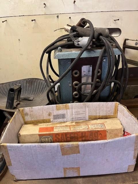 machine à souder, Bricolage & Construction, Outillage | Soudeuses, Utilisé, Électrodes, 150 à 250 ampères, Enlèvement