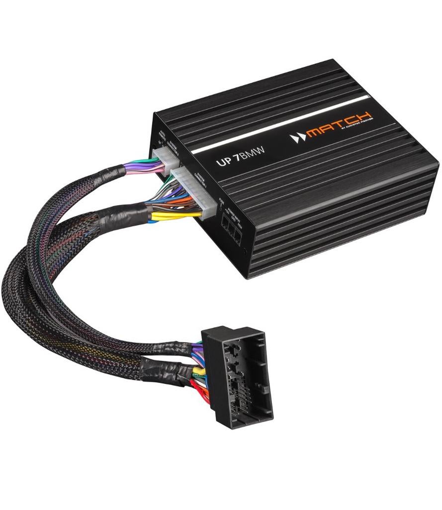 Amplificateur Bmw 676 option option audio HiFi, Autos : Divers, Haut-parleurs voiture, Enlèvement, Comme neuf