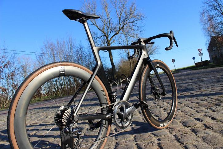 Canyon Aeroad maat Medium, Vélos & Vélomoteurs, Vélos | Vélos de course, Comme neuf, Autres marques, 10 à 15 vitesses, 28 pouces