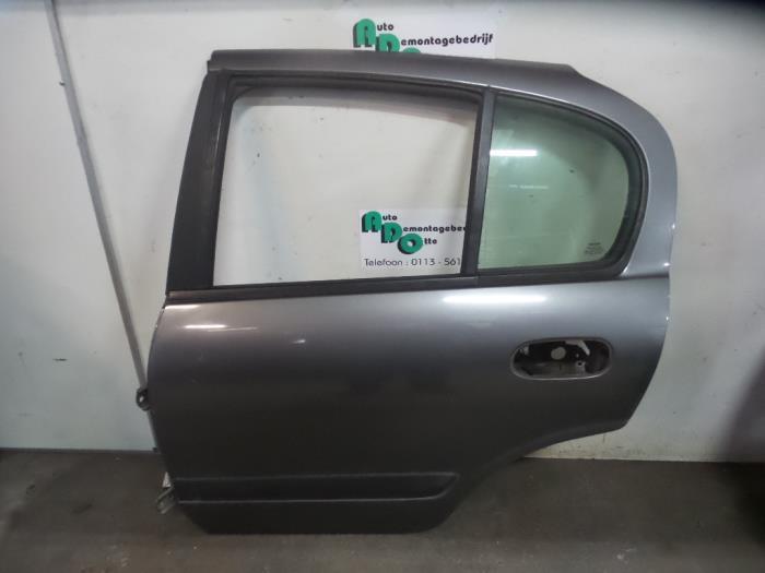 Portier 4Deurs links-achter van een Nissan Almera (Almera 02, Auto-onderdelen, Carrosserie, Deur, Nissan, Gebruikt, Ophalen of Verzenden