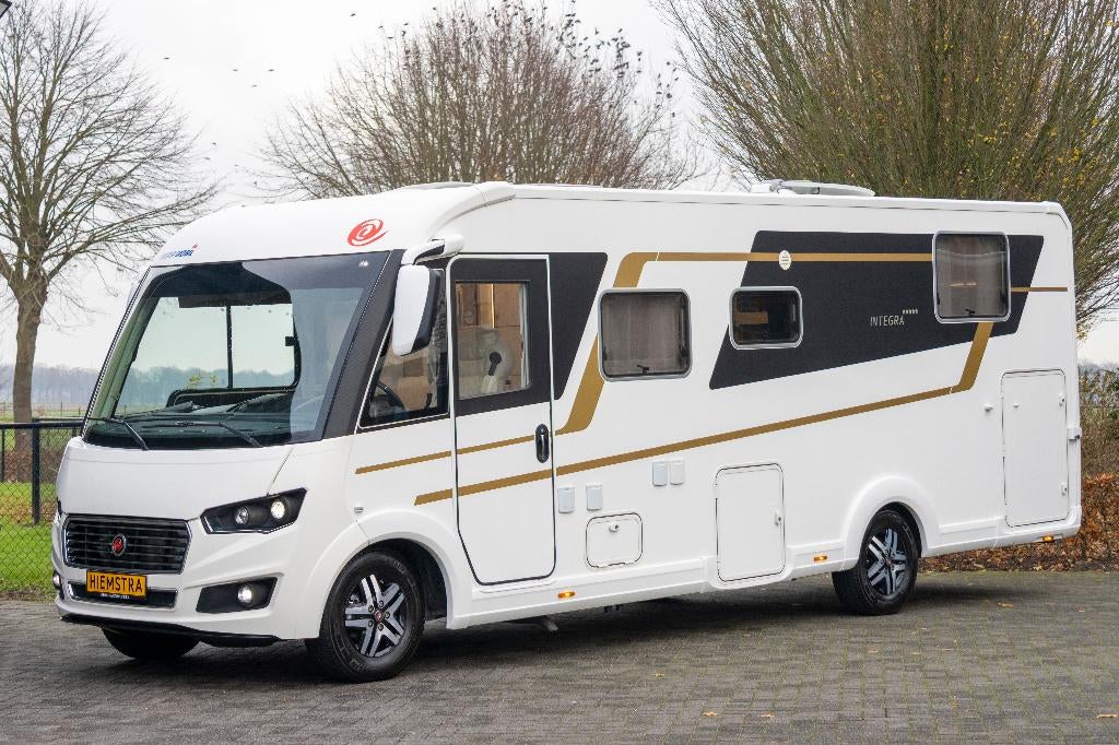 Eura Mobil Integra 760 QB EU6 AUTOMAAT 2019, Caravans en Kamperen, Mobilhomes, Fiat, Vloeistofverwarming, 7 tot 8 meter, Bedrijf