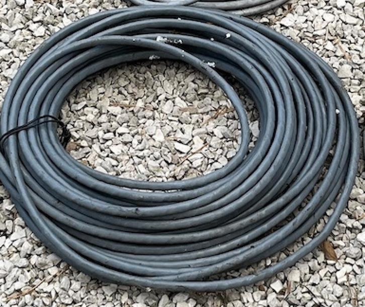 kabels en elektrisch materiaal voor uw laag budget renovatie, Doe-het-zelf en Bouw, Elektriciteit en Kabels, Nieuw, Kabel of Snoer