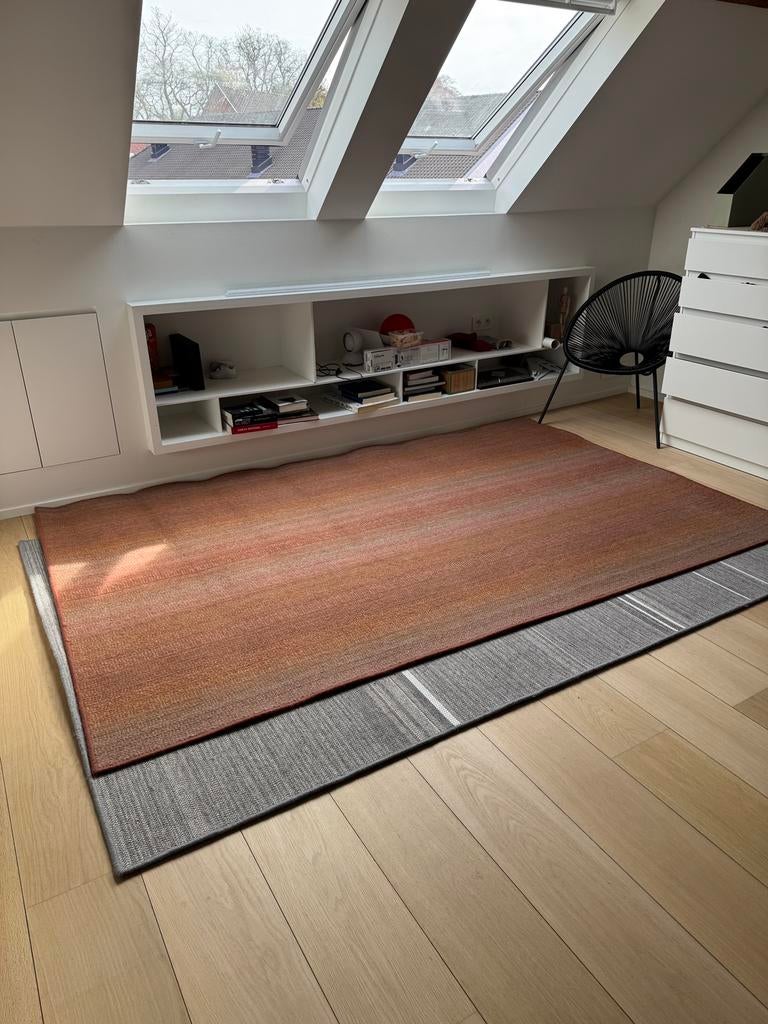 Prachtig LE gradient tapijt oranje - roze, Huis en Inrichting, Woonaccessoires | Spiegels, Ophalen, Zo goed als nieuw