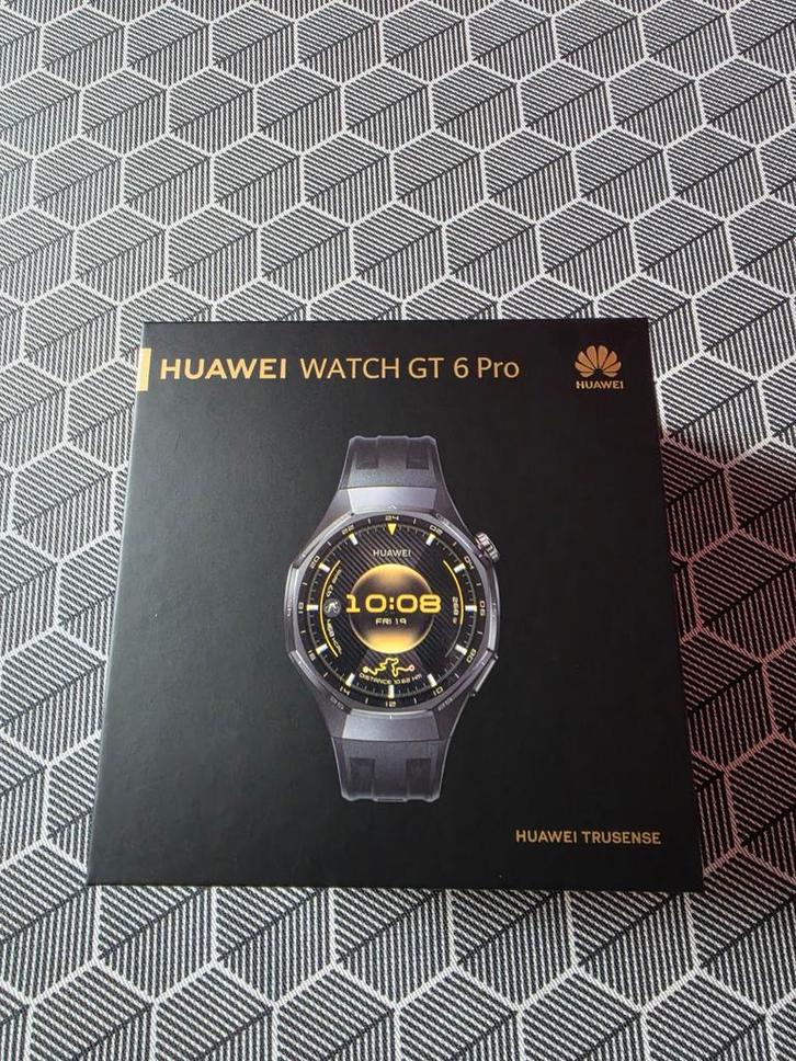 Huawei Watch GT6 Pro (ruilen/ruilen), Handtassen en Accessoires, Smartwatches, Conditie