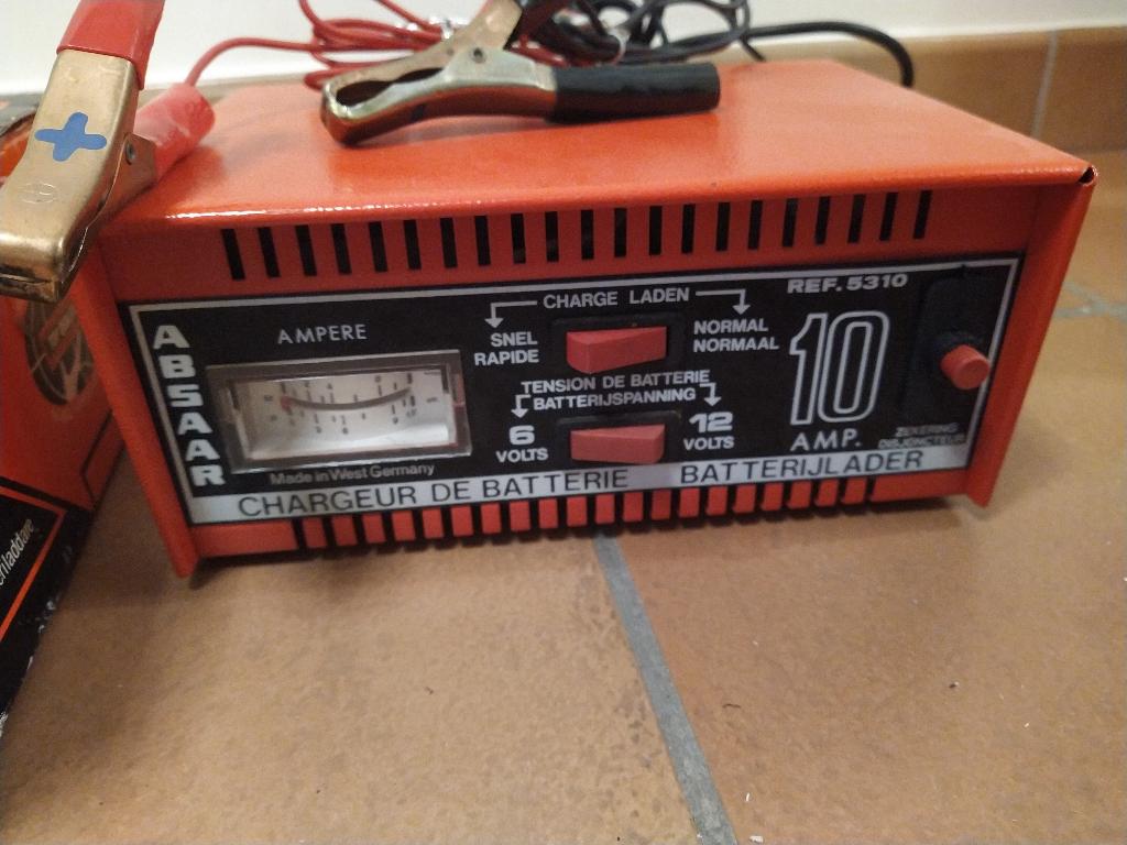 Chargeur de batterie, voiture et camping-car moto 10 amper, Enlèvement