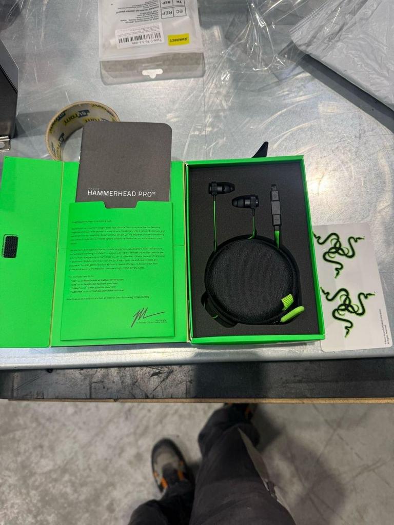 Razer Hammerhead Pro V2 – écouteurs gaming avec boîte, Razer, Envoi, Comme neuf, PC