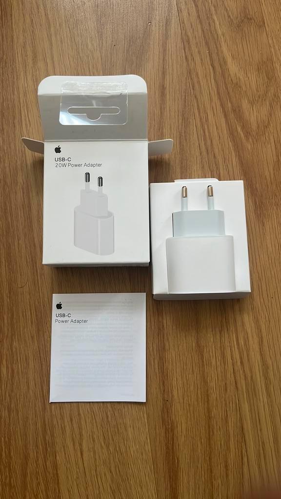 Apple chargeur USB-C neuf, Télécoms, Téléphonie mobile | Chargeurs pour téléphone, Neuf, Enlèvement