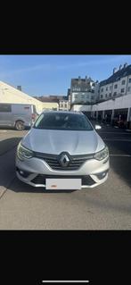 Renault Mégane 2017 — 230.000 km - SNEL IN BESLAG TE NEMEN, Auto's, Voorwielaandrijving, Euro 5, Stof, Zwart