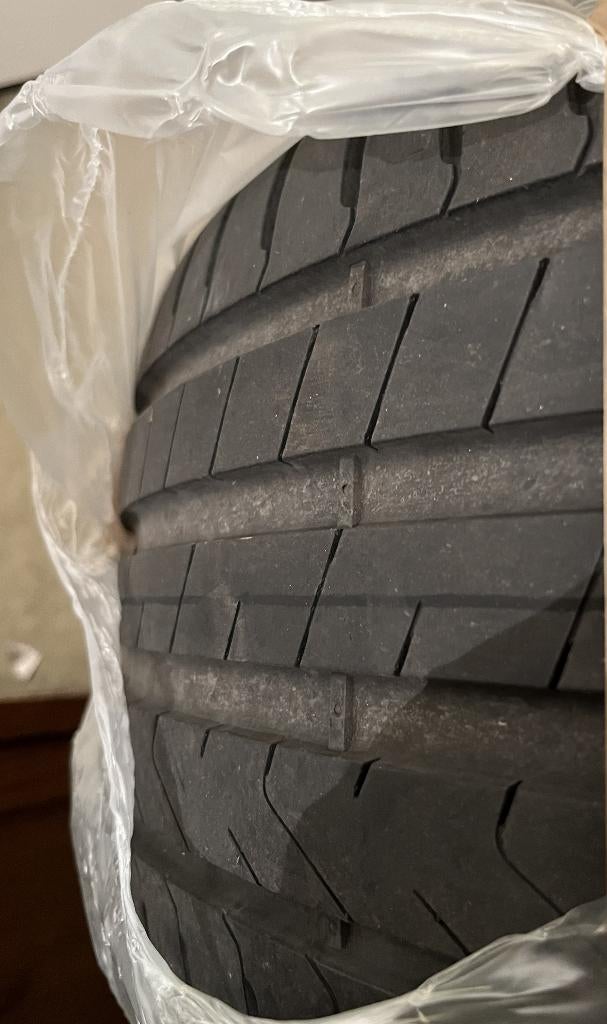 Pneu Pirelli P7 255/40 R18 XL 99Y 6MM, Autos : Pièces & Accessoires, Pneus & Jantes, 255 mm, Véhicule de tourisme, Pneus été, Enlèvement