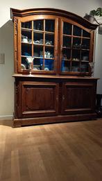 Antiek kast, Enlèvement