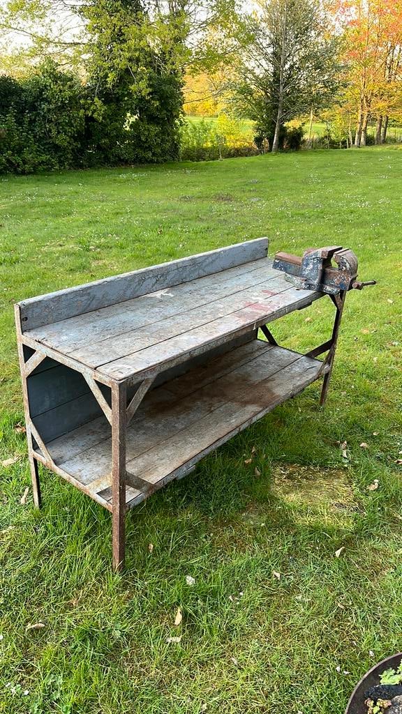 Werktafel, Enlèvement, Utilisé