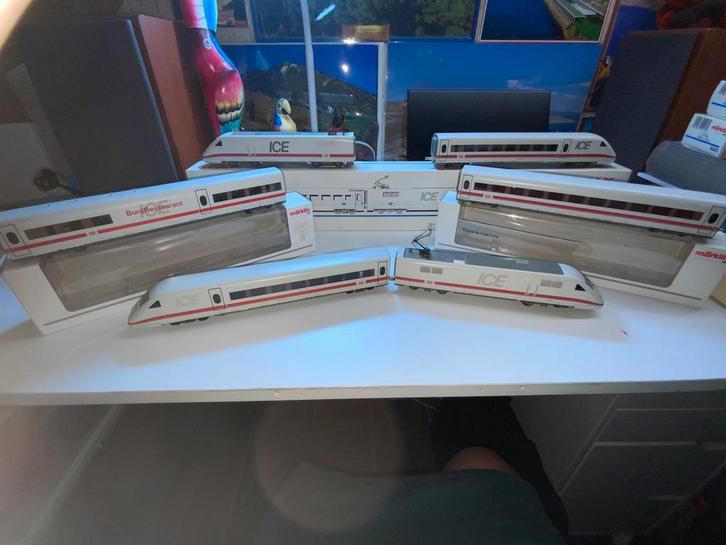 EXCEPTIONNEL ENSEMBLE MARKLIN ICE 1 RAME LONGUE, Hobby & Loisirs créatifs, Trains miniatures | HO, Comme neuf, Set de Trains, Märklin