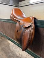 Whitaker springzadel, Dieren en Toebehoren, Paarden en Pony's | Zadels, Ophalen, Gebruikt, Springen