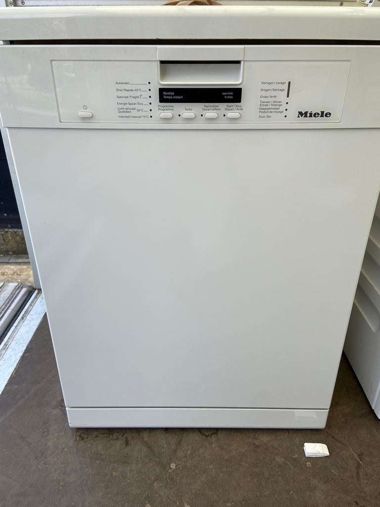 Miele vaatwasser, Elektronische apparatuur, Ophalen of Verzenden, Zo goed als nieuw
