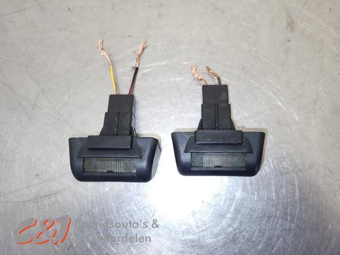 Eclairage immatriculation d'un Ford Transit, Autos : Pièces & Accessoires, Éclairage, Ford, Utilisé, 3 mois de garantie, Enlèvement ou Envoi