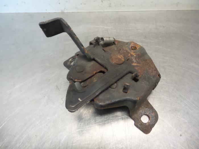 Mécanique de verrouillage capot d'un Hyundai Coupe (Coupe 9, Autos : Pièces & Accessoires, Carrosserie & Tôlerie, Hyundai, Utilisé