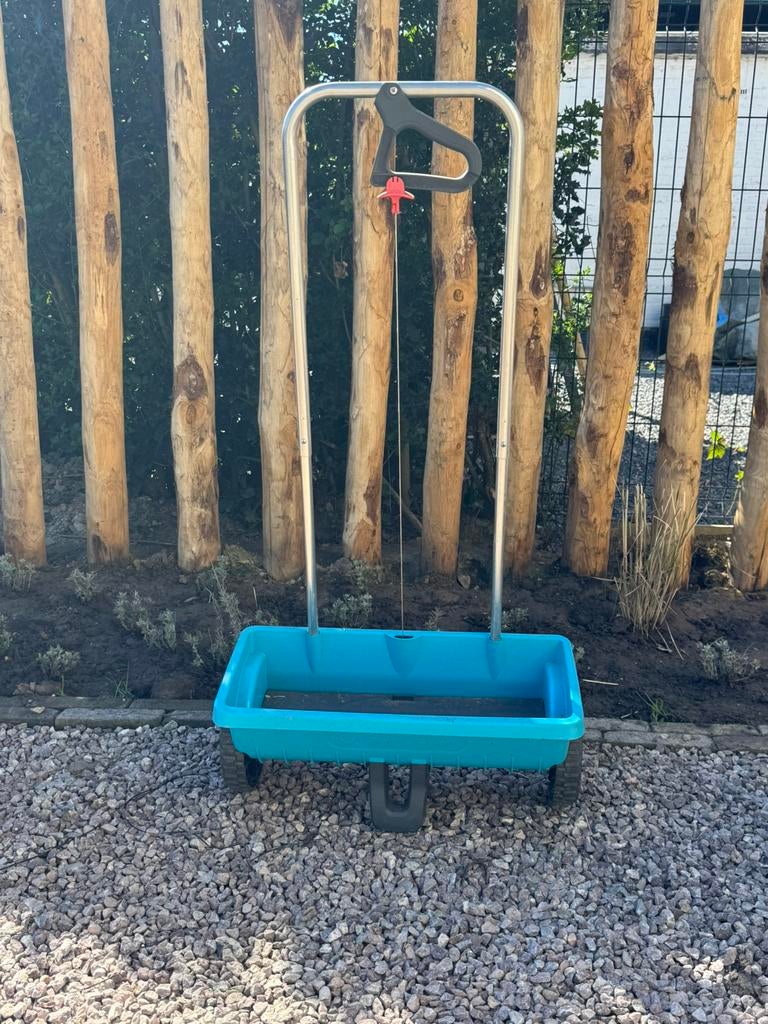 Strooiwagen gardena maat L, Ophalen, Zo goed als nieuw