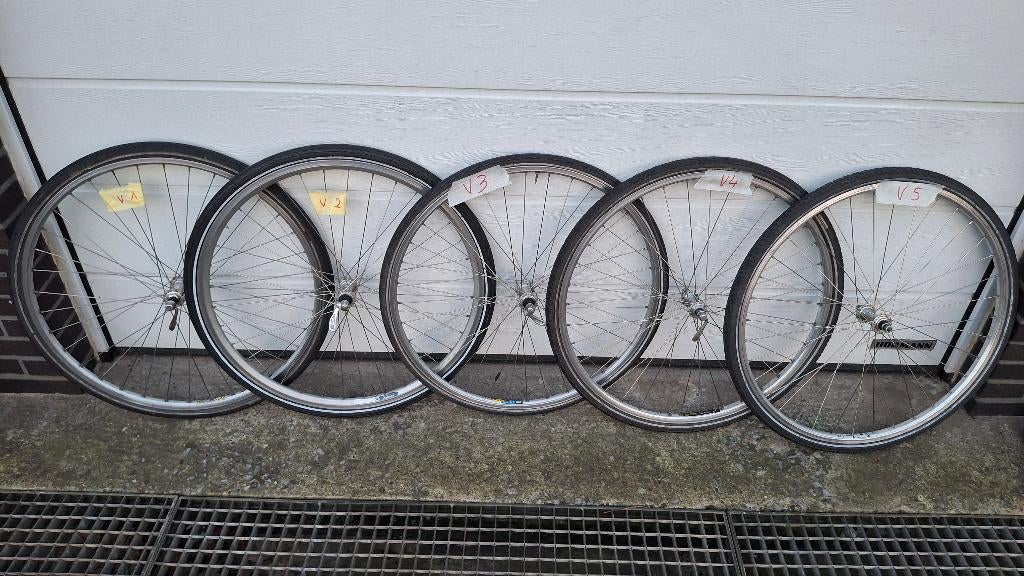 28" Fiets VOORWIEL stadsfiets fietswiel goede staat + recht, Zo goed als nieuw, Oldtimerfiets, Oxford Sparta Batavus Norta gazelle Granville Sparta cube trek