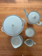 Onderdelen antiek servies, Ophalen